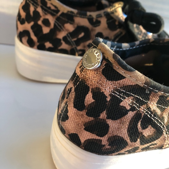 NEW⭐️⭐️⭐️STEVE MADDEN PLATFORM LEOPARD SNEAKERS - Picture 8 of 8